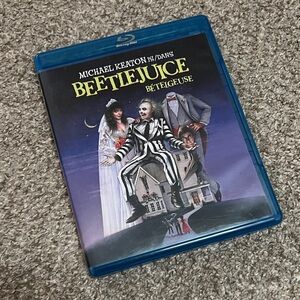 Warner Bros. Beetlejuice Blu-ray - Blue Case